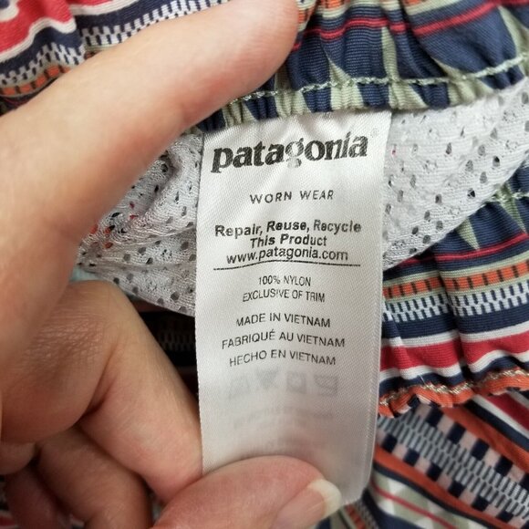 Patagonia Barely Baggies Shorts Women's Size Large Belay Stripe Desert Sage - Picture 4 of 12